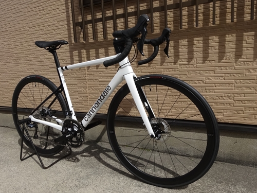 自転車本体 CANNONDALE SuperSix EVO Carbon Disc C21_C11651M_SuperSix_EVO_Crb_P